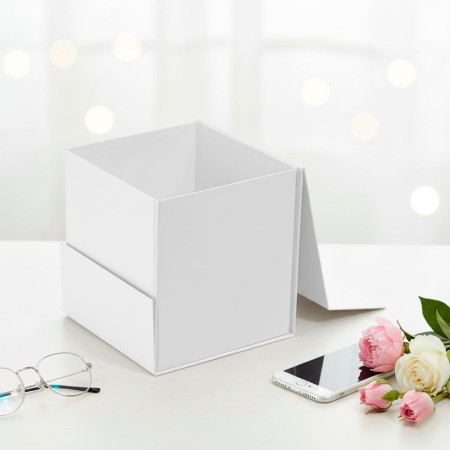 Подарункова коробка 21 х 21 см Bergamo Siena (білий)