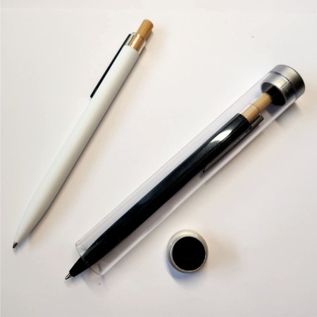 Ручка металева кулькова Bergamo Amur (чорний)