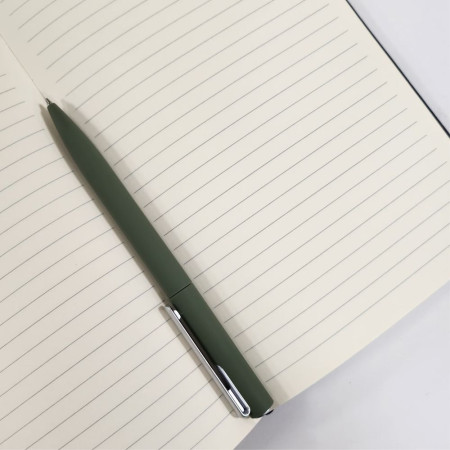 Ручка пластикова кулькова Bergamo Brasos (темно-зелений)