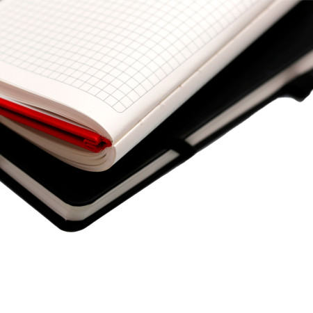 Блокнот в клітинку А5 Berganote Hard, тверда обкладинка (червоний) Блокнот в клітинку А5 Berganote Hard, тверда обкладинка (червоний)