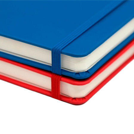 Блокнот в клітинку А5 Berganote Soft, тверда обкладинка (синій) Блокнот в клітинку А5 Berganote Soft, тверда обкладинка (синій)