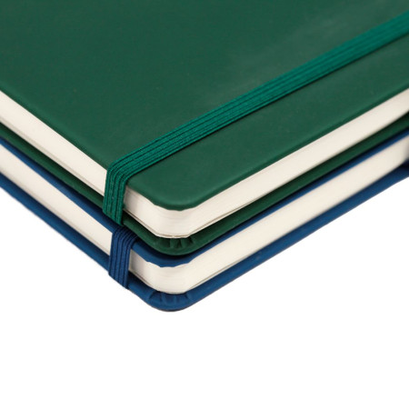 Блокнот в клітинку А5 Berganote Soft, тверда обкладинка (темно-зелений)