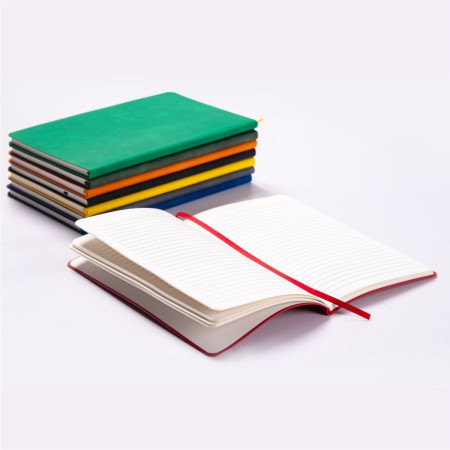 Блокнот в лінію А5 Berganote Delgado, м'яка обкладинка (червоний) Блокнот в лінію А5 Berganote Delgado, м'яка обкладинка (червоний)