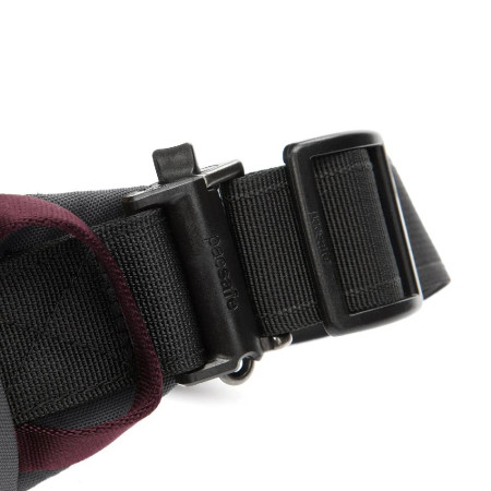 Сумка через плече антизлодій Pacsafe Metrosafe X Urban Sling (графітовий/чорний)