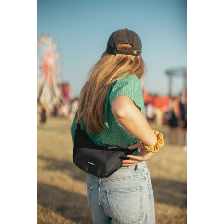 Сумка через плече антизлодій Pacsafe GO Lunar Crossbody (насичений чорний) Сумка через плече антизлодій Pacsafe GO Lunar Crossbody (насичений чорний)