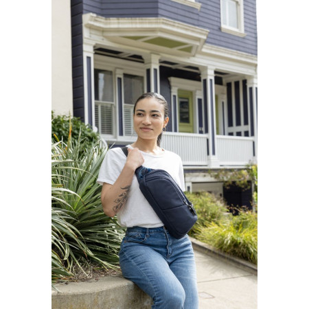 Сумка через плече антизлодій Pacsafe V Action Sling (темно-синій)